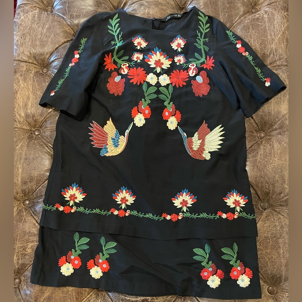 Women’s Zara Dress Size M